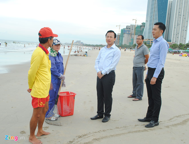 bi thu nguyen xuan anh lang le thi sat bai bien da nang