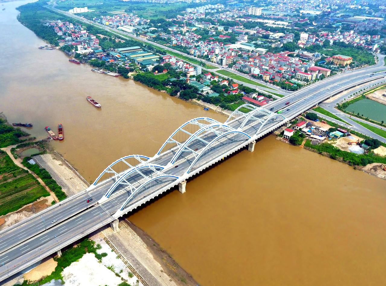 7 cay cau hien dai giu ky luc o viet nam