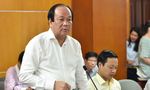 thu tuong khen bo cong thuong manh tay cat giam giay phep con