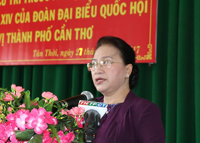 chu tich quoc hoi ve huu roi van bi truy cach chuc dau lam chu