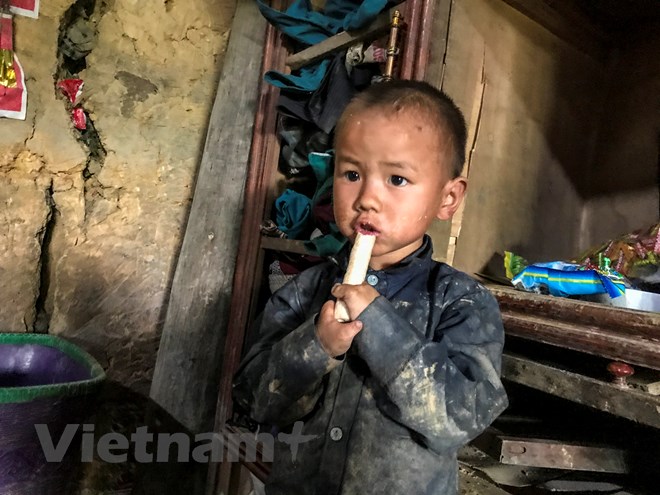 nhung dua tre danh roi ngay khai giang tren nuong cao