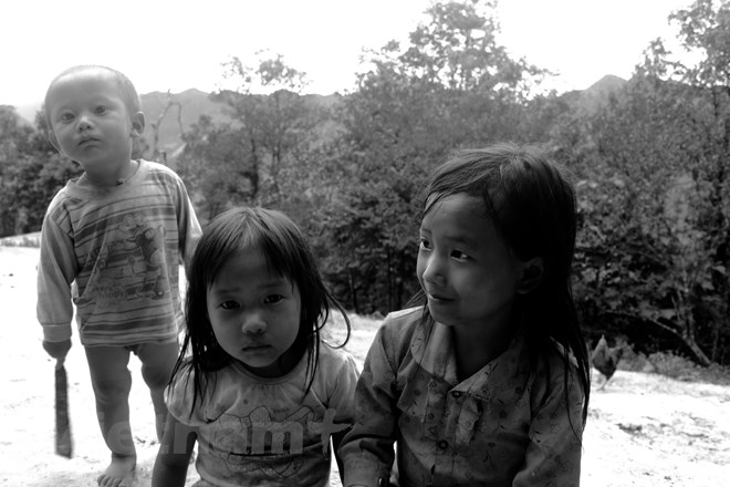 nhung dua tre danh roi ngay khai giang tren nuong cao