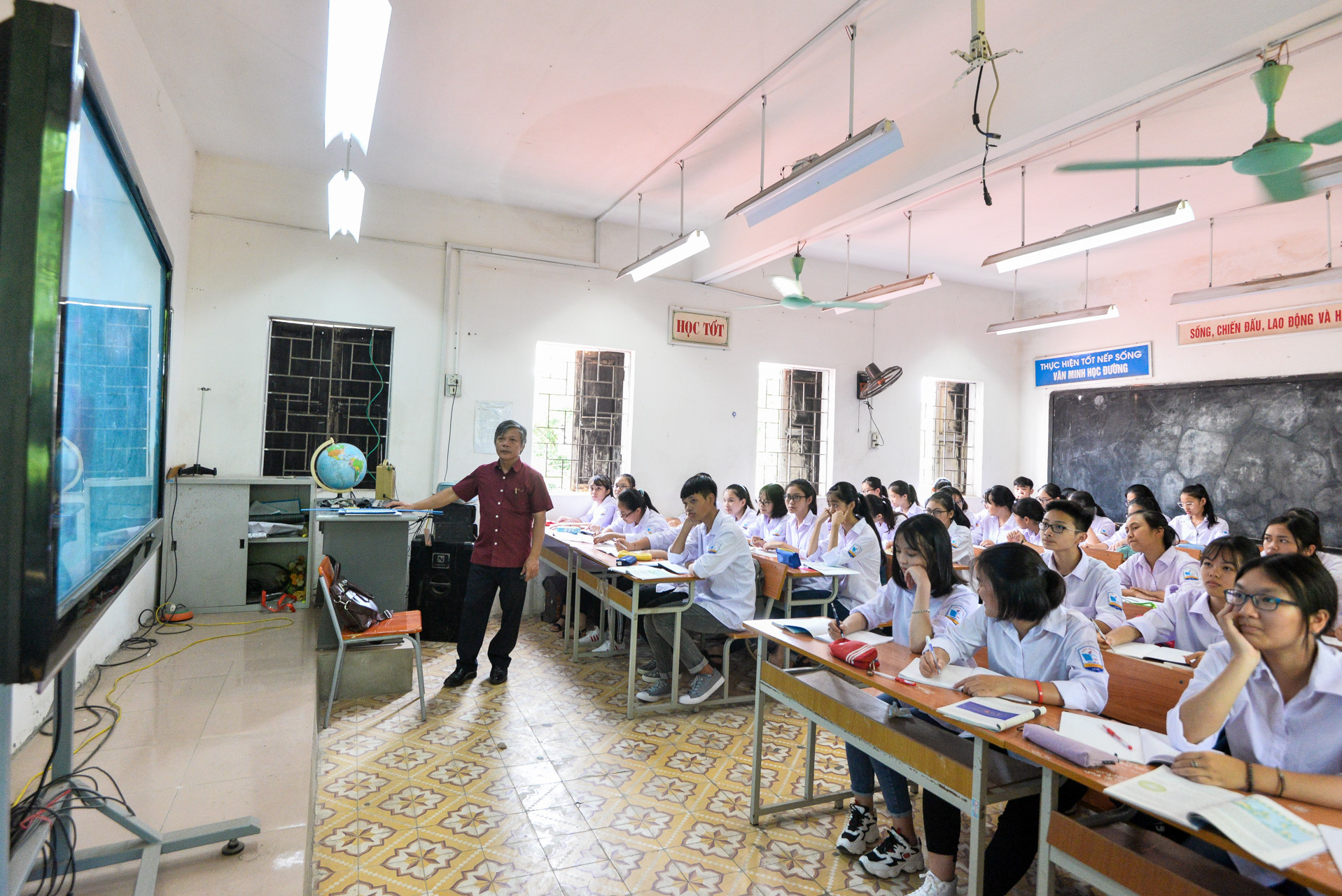 nam hoc moi cua thay giao do viet khoa
