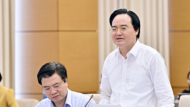 Nhiều trường thành phố đóng 7 - 8 triệu/tháng, sao phải hỗ trợ miễn học phí? nhieu truong thanh pho dong 7 8 trieuthang sao phai ho tro mien hoc phi