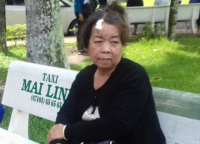 nhan chung vu la t xe kha ch kinh hoa ng ke xe giay phu t sinh tu lat xe