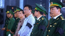 Truy điệu 2 cán bộ, chiến sĩ biên phòng hy sinh khi giúp dân phòng chống lũ