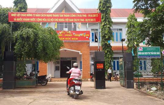 cap duoi voi vinh 3 lanh dao bi cach chuc