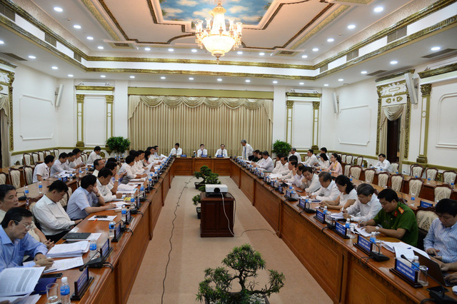 chu tich tphcm yeu cau bao cao vu khaisilk xu ly nghiem hang gian