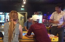 Người lớn bắn cá 'cày xu' suốt ngày đêm ở trung tâm mua sắm khắp Sài Gòn