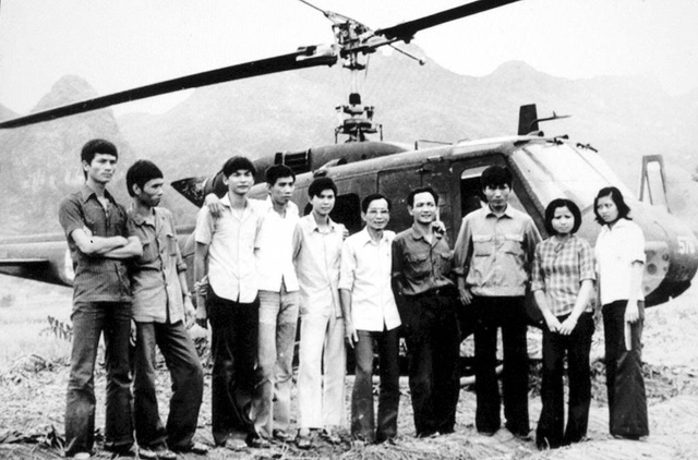 khong tac o viet nam cuop may bay quan su giua ban ngay