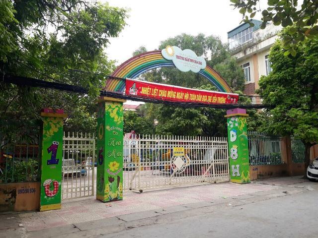 tien truong len toi 15 trieu phu huynh va nha truong bat dong tu nguyen