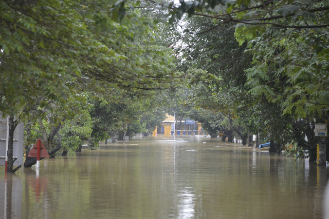 mot so hoat dong apec tai hoi an bi dieu chinh do lu