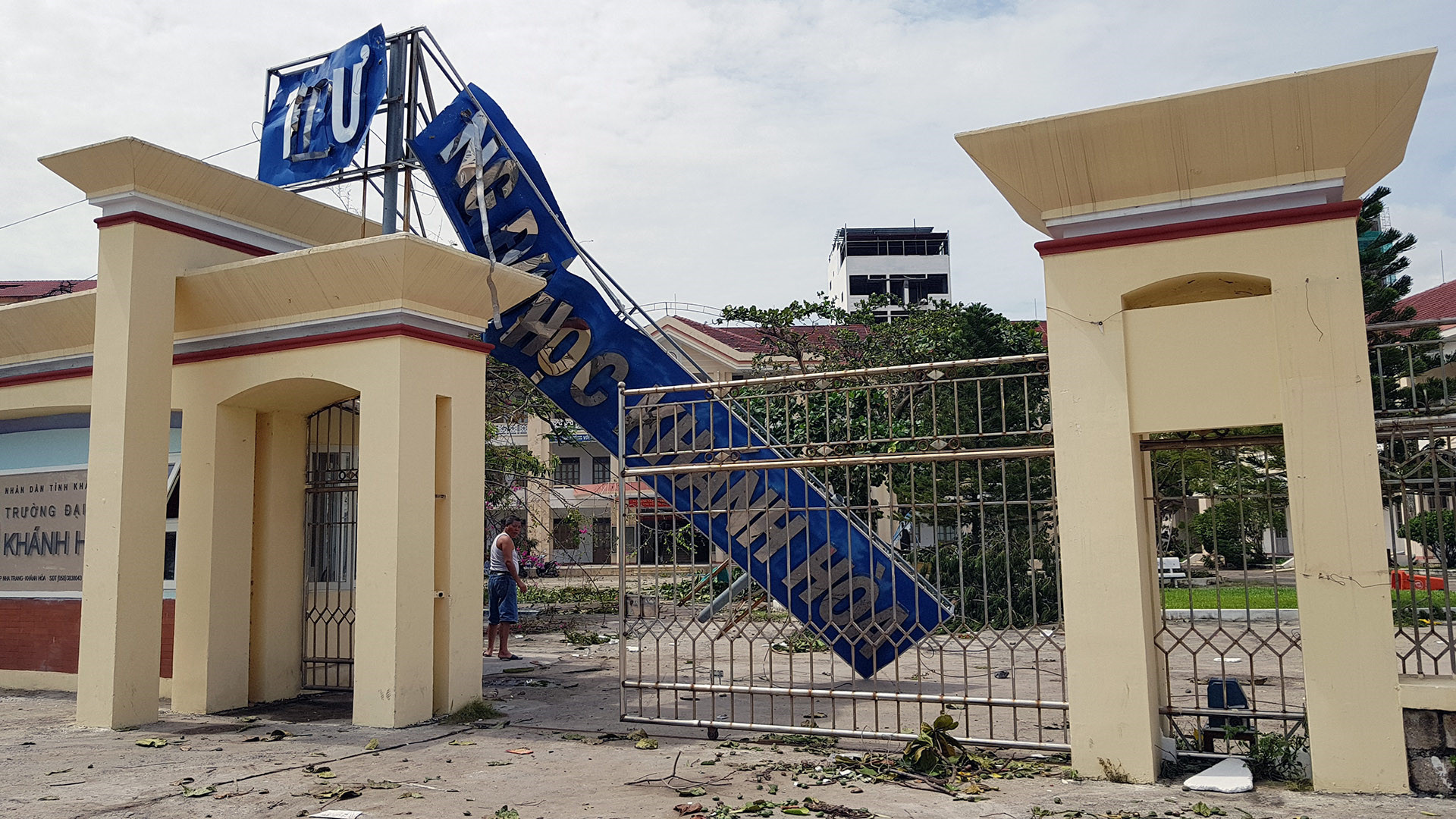 nha trang nhung ngay ngon ngang sau bao lich su