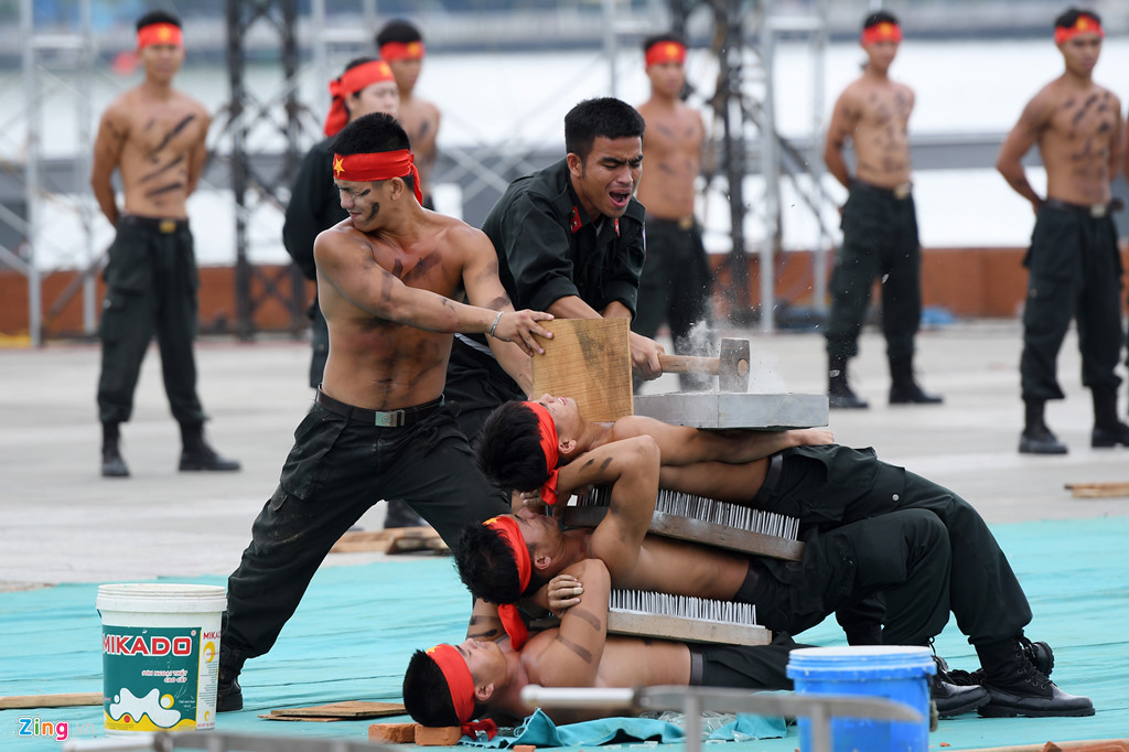 hang nghin phuong an cua canh sat co dong bao ve apec