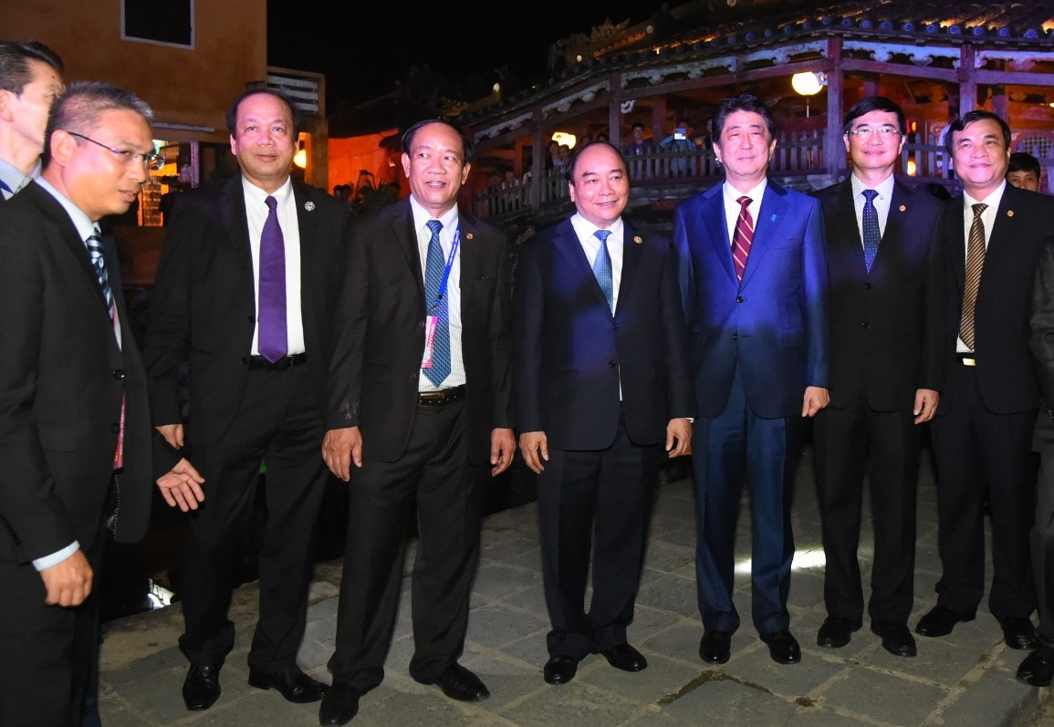thu tuong viet nam nhat ban tan bo o hoi an tham quan thuyen huu nghi