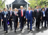 chu tich nuoc gap mat cac nha tai tro cho apec