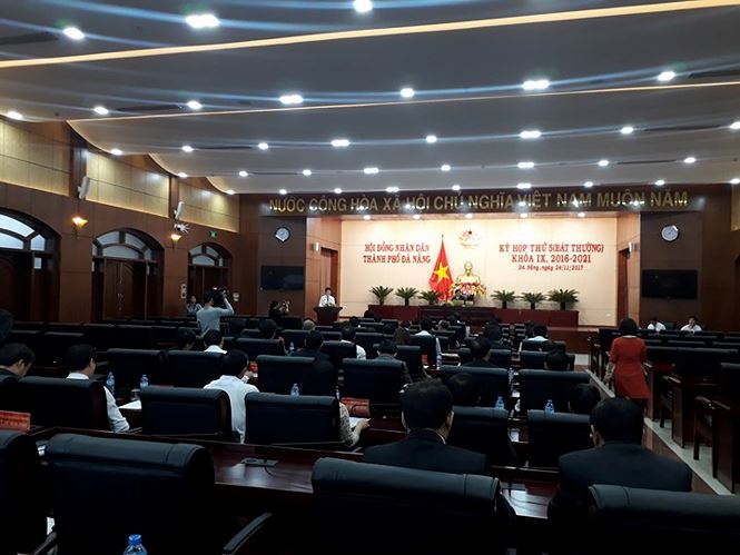 hdnd da nang hop mien nhiem chu tich ong nguyen xuan anh vang mat