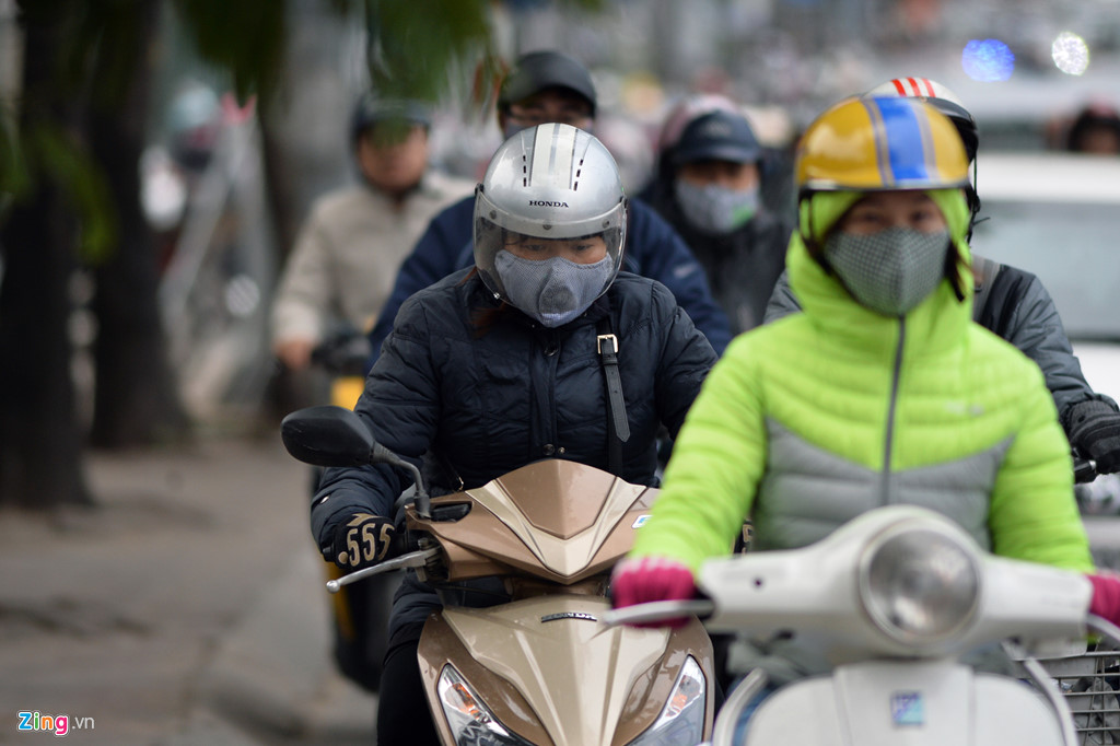 nguoi ha noi co ro suoi am sau mot nam vang mua dong