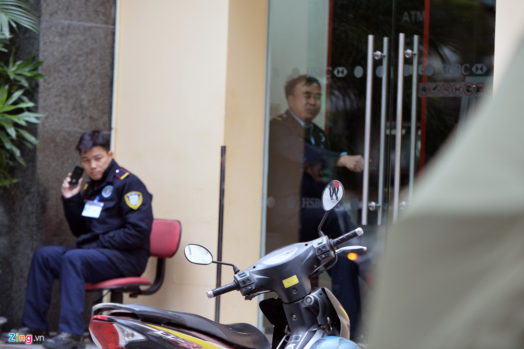 nguoi ha noi co ro suoi am sau mot nam vang mua dong
