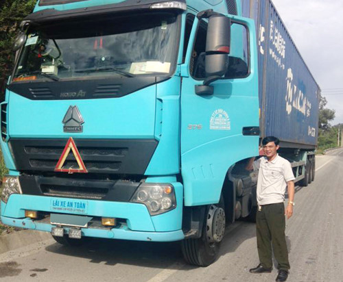 truong cong an xa luong 3 trieu vo ly hon vao sai gon kiem 15 trieuthang