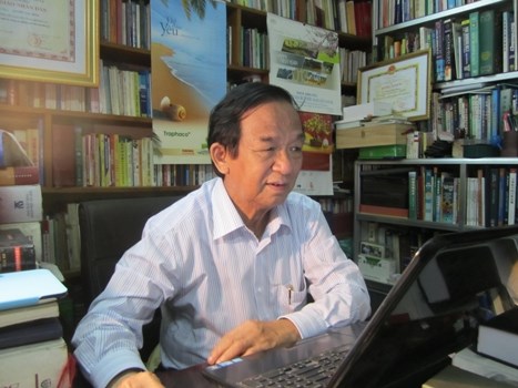 gsts nguyen lan dung ha noi nen bo bot hoa sua thay bang cay bang dai loan hoac sau