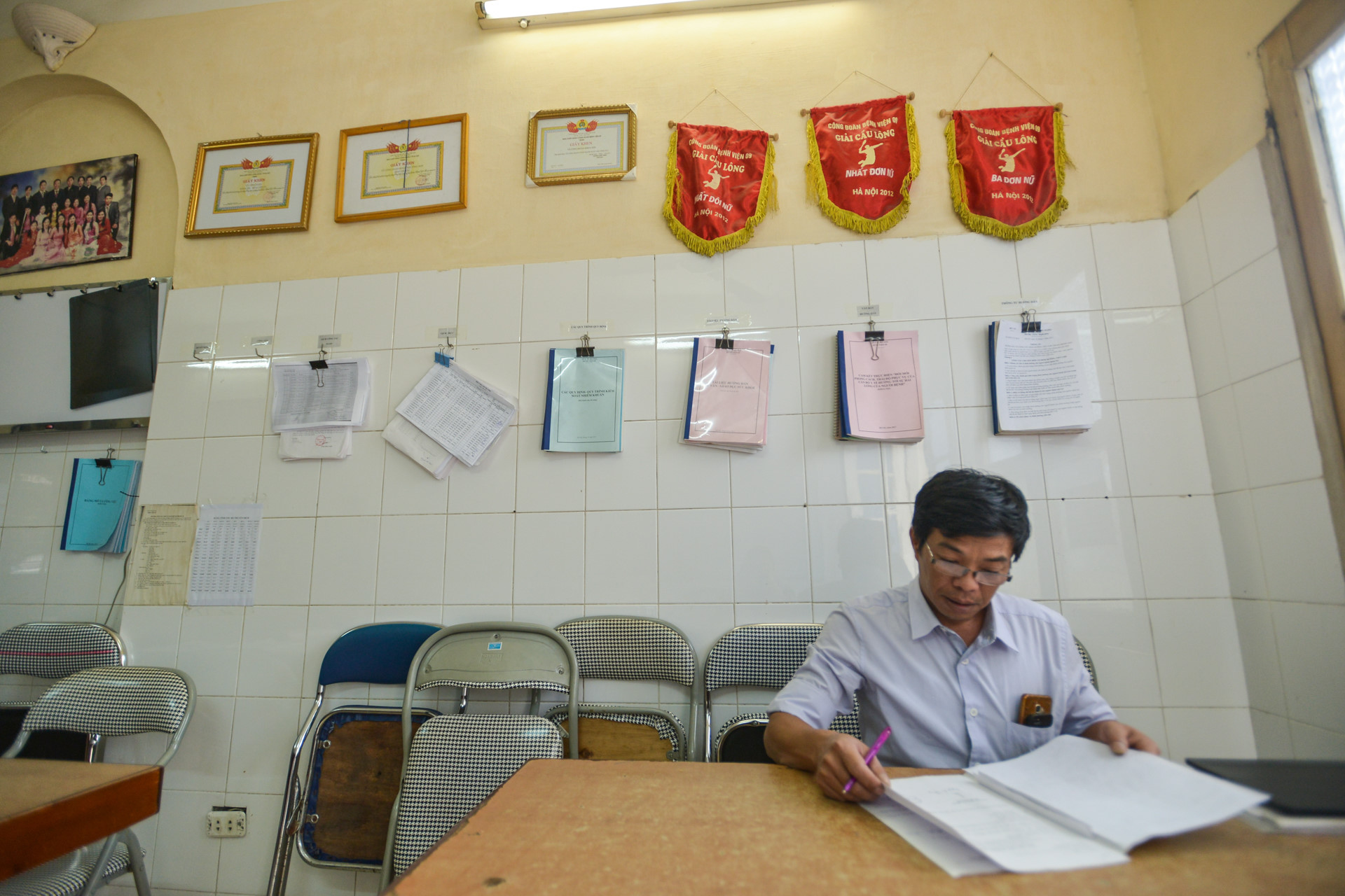 nhung benh nhan quanh nam khong nguoi den tham benh vien