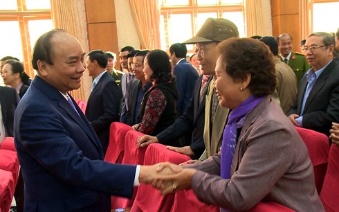 'Sẽ có giải pháp kịp thời đảm bảo lao động nữ về hưu không bị thiệt' se co giai phap kip thoi dam bao lao dong nu ve huu khong bi thiet thu tuong