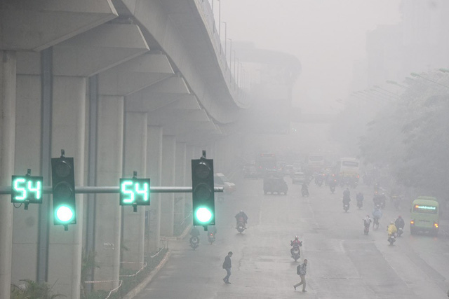 ha noi mo ao trong suong mu day dac