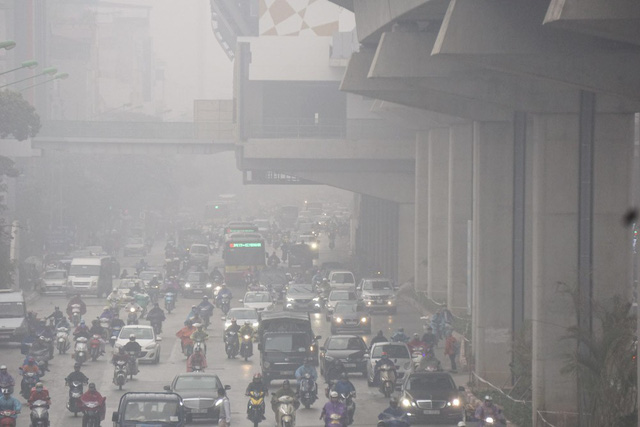 ha noi mo ao trong suong mu day dac