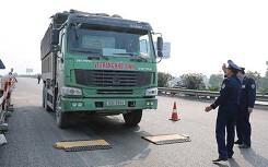 Vụ Chánh thanh tra giao thông bị tố bảo kê: Chuyển công tác 2 cán bộ