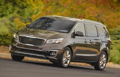 Hơn 100.000 chiếc Kia Sedona bị lỗi cửa trượt