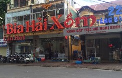 Nắng nóng kinh hoàng, chủ quán bia cũng than 'chỉ mong thời tiết dịu lại'