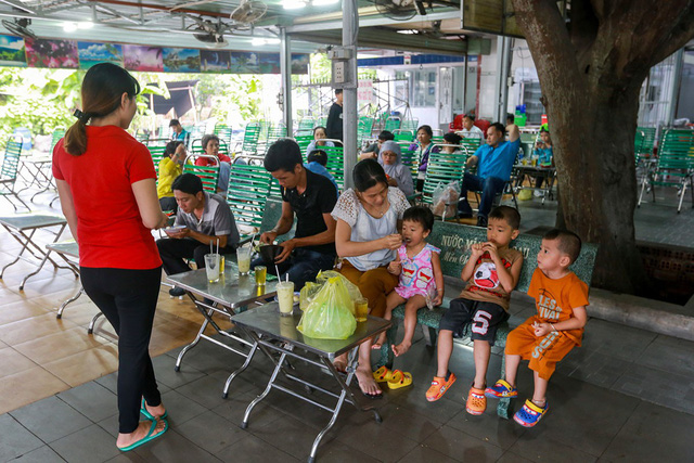 quan nuoc mia 25 nam tuoi doi o vung ven sai gon doanh thu 15 trieu dongngay
