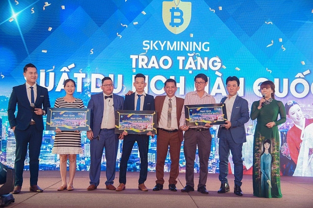 man thuong xe sang chuc ty cua da cap lua dao sky mining