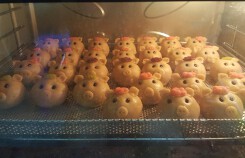 Mê mẩn với những bánh trung thu mini hình con thú ngộ nghĩnh