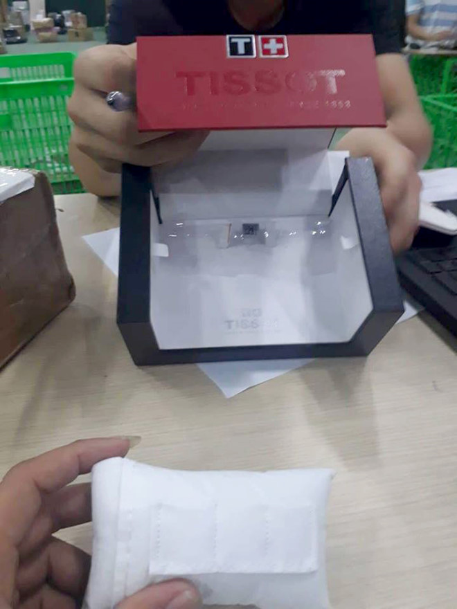 may anh bien thanh chai nuoc loc shopee hay ghn phai boi thuong