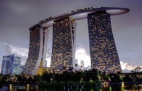 nguoi viet mang 490 trung vit lon vao singapore bi phat 5000 usd