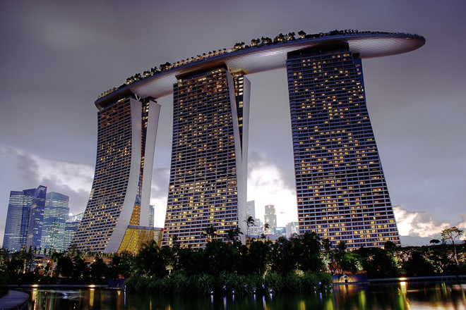 singapore tang hon nua ty usd cho 28 trieu cong dan