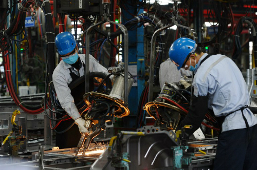 kinh te viet nam nam toi ra sao giua cang thang my trung