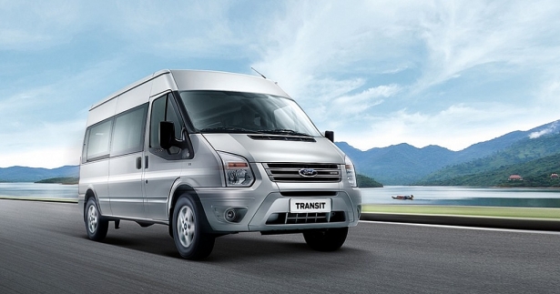 ford viet nam trieu hoi gan 7000 xe transit
