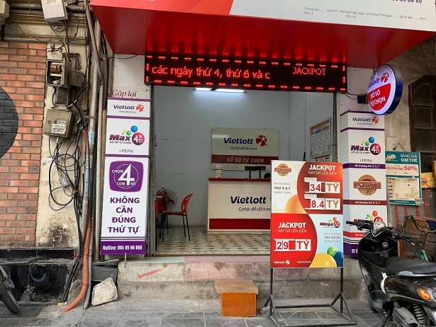 ket qua xo so kqxs vietlott 655 hom nay ngay 6112018 ai se la chu nhan cua jackpot gia tri hon 34 ti dong