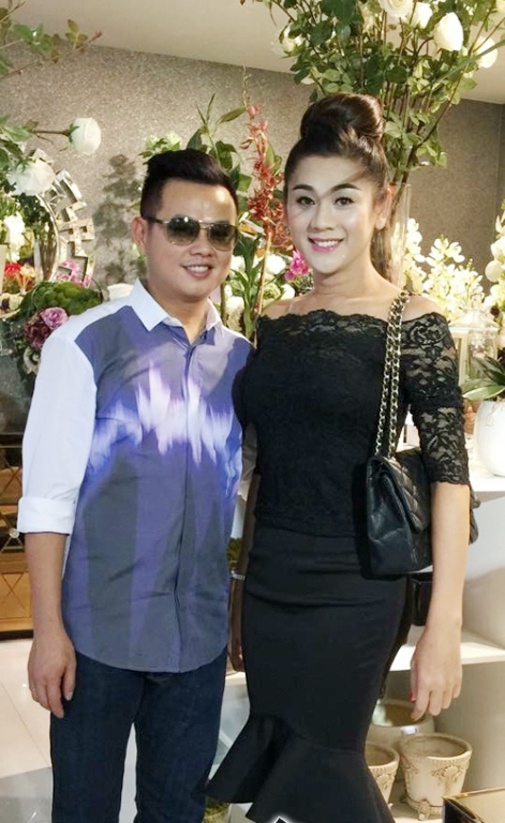diem lai nhung moi tinh sau dam cua lam khanh chi