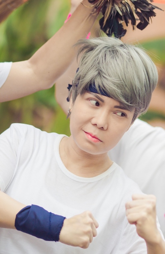 vai dien dong tinh nu hiem hoi cua lang giai tri viet