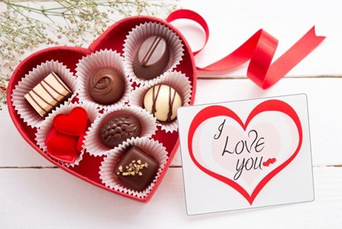 Valentine: Lời chúc và quà tặng ý nghĩa ngày Valentine cho bạn gái