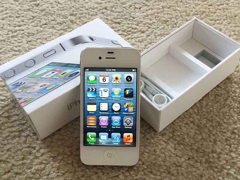 iphone 4s smartphone thay doi cuoc choi di dong