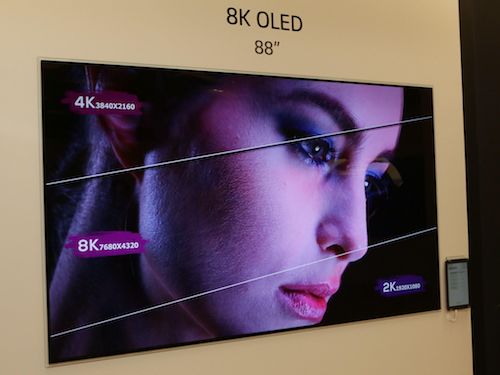 tv 8k man hinh khong lo len ngoi tai ces 2018