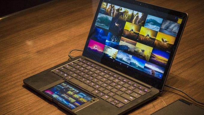 Những máy tính ấn tượng nhất tại CES 2018 nhung may tinh an tuong nhat tai ces 2018