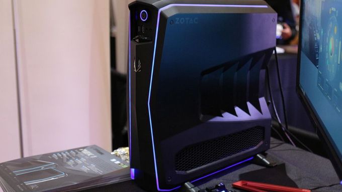 Những máy tính ấn tượng nhất tại CES 2018 nhung may tinh an tuong nhat tai ces 2018