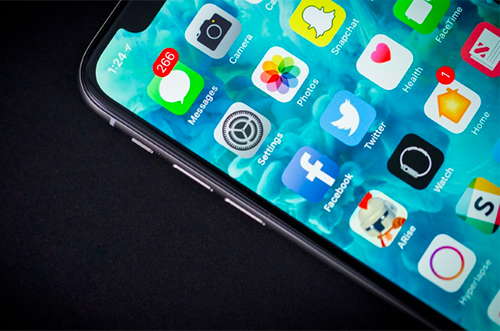 lg va samsung phai canh tranh de san xuat man hinh iphone