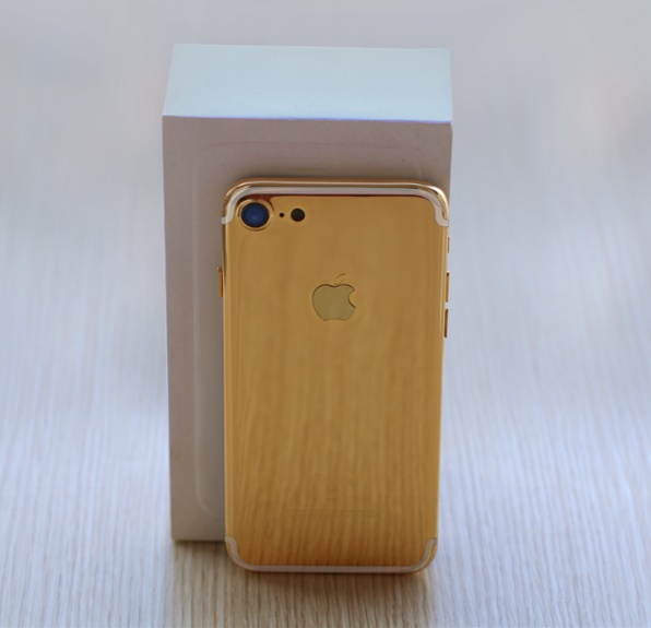 iphone 7 ma vang cho valentine duoc chao gia tu 35 trieu dong